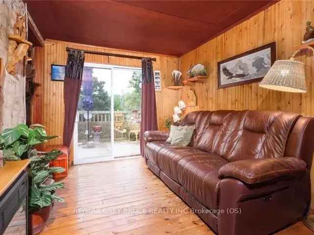 House For Sale in Municipality of Northern Bruce Peninsula, Ontario