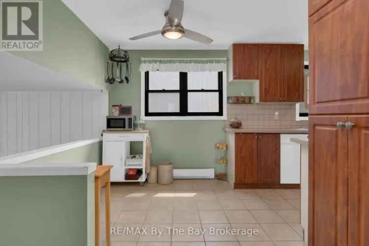 Spacious 4-Bedroom Family Home Near Schools and Amenities