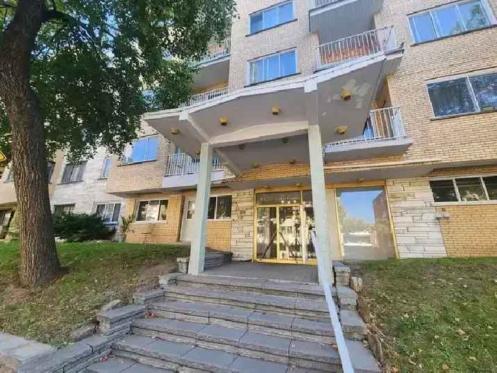 Apartment for Rent – 1 Bed, 1 Bath 2750 Avenue Kent, Mtl $1450