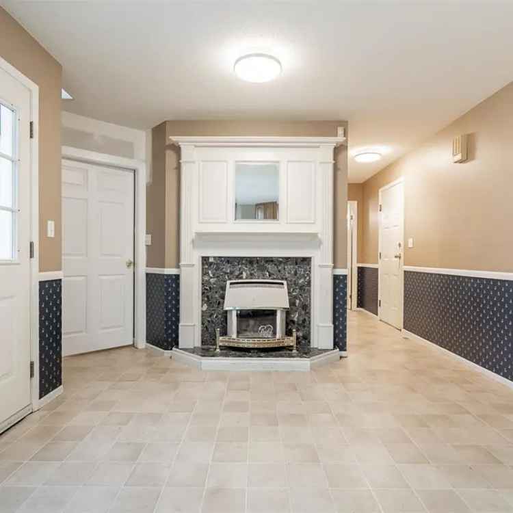 House for sale with 6 beds, 4 baths in a stunning location
