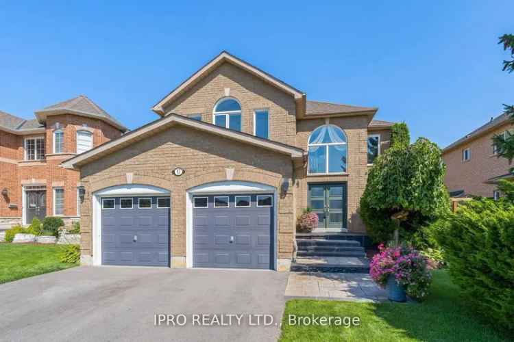 House For Sale in Georgetown, Ontario