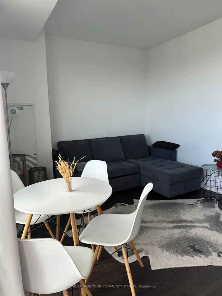 Condo For Rent in Toronto, Ontario