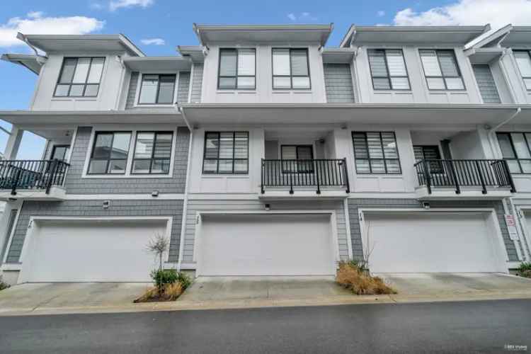 Buy Townhouse in North Delta with 4 Bedrooms and Modern Features