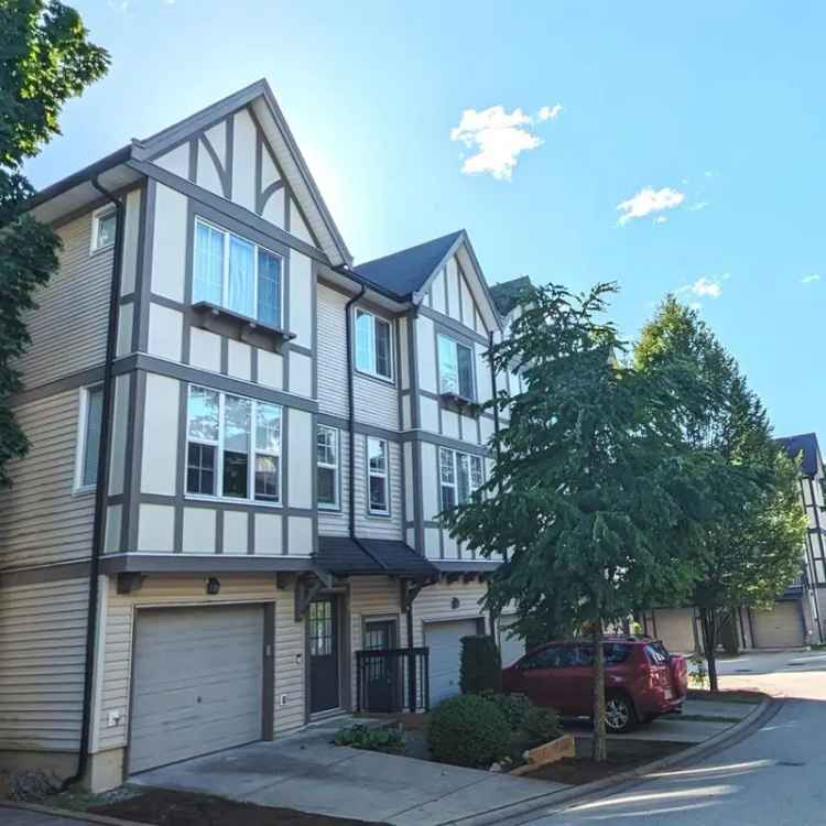 3-Bedroom Townhouse in Sunstone North Delta