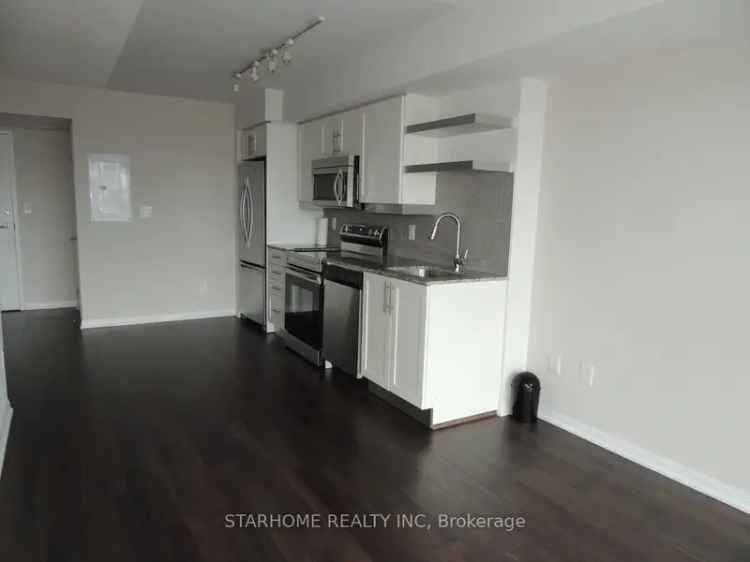 Condo For Rent in 400, Adelaide Street East, Toronto, Ontario