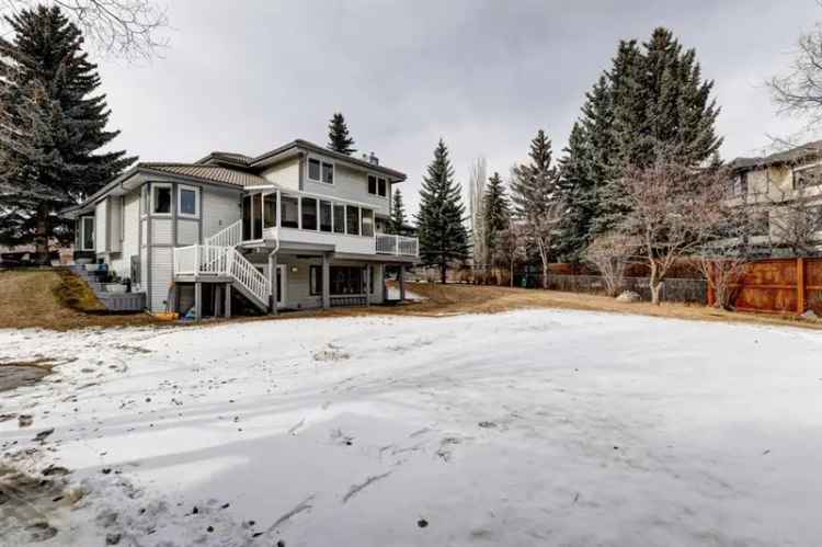 House For Sale in Calgary, Alberta