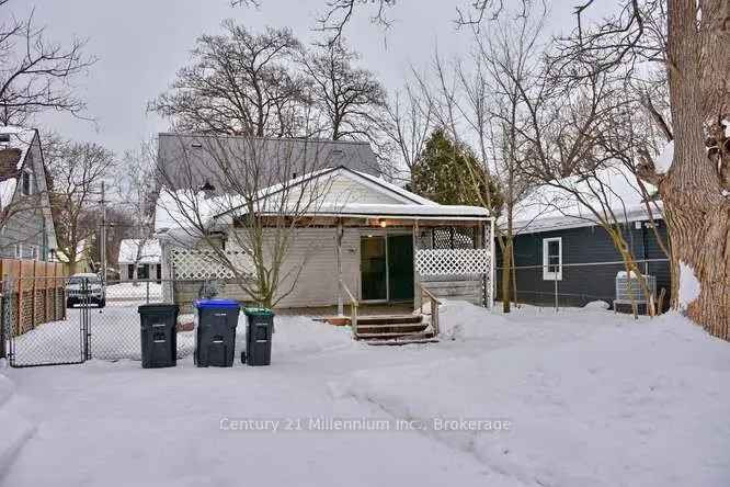 Charming Collingwood House - First-Time Buyers & Downsizers