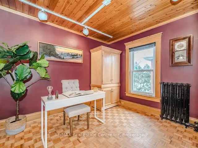 House For Sale in 39, King Street, Guelph, Ontario