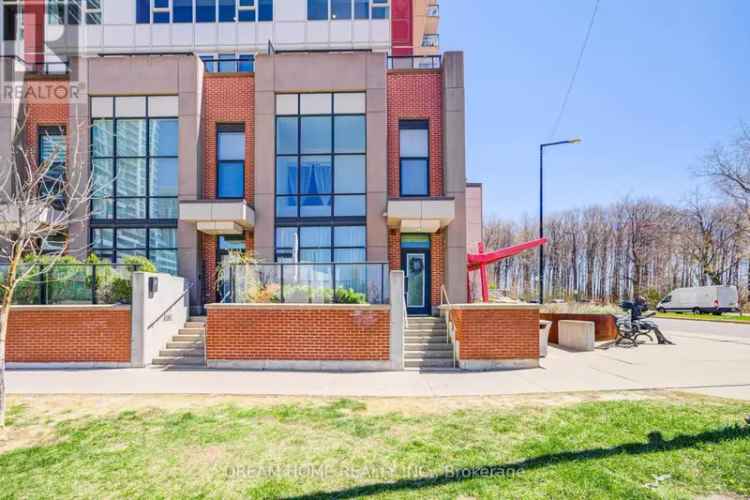 Luxury Loft-Style Townhouse in Scarborough City Centre