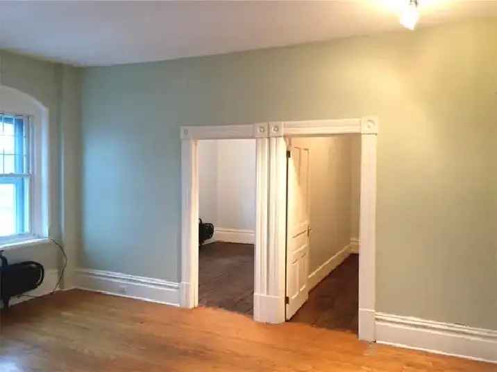 Rent 2 Bedroom Apartment in Downtown Carleton Place with Amenities