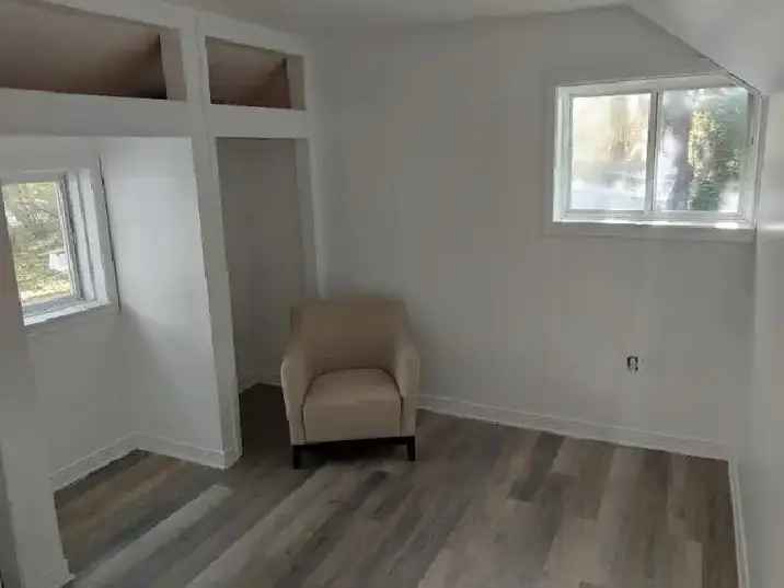 1 Bedroom Apartment, Kemptville