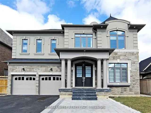 Luxury Mississauga Home 4700 Sq Ft Premium Lot Upgraded Chef's Kitchen