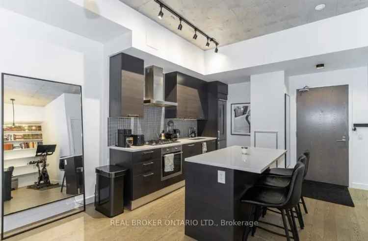 Condo For Rent in Toronto, Ontario