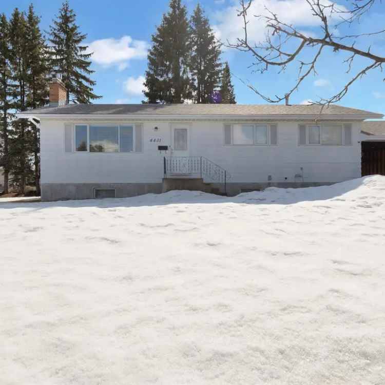 Updated Heritage Home 3+1 Beds 2 Fireplaces
