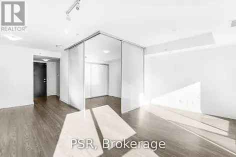 1 room apartment of 203 m² in Toronto