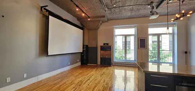 2 rooms studio of 71 m² in Montreal