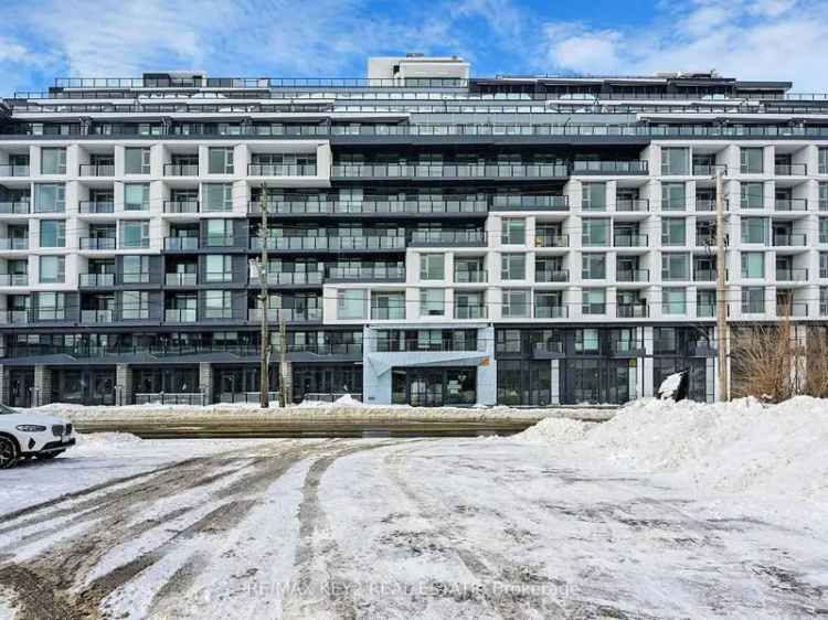 Buy modern condo with 1 plus den in Yorkdale-Glen Park