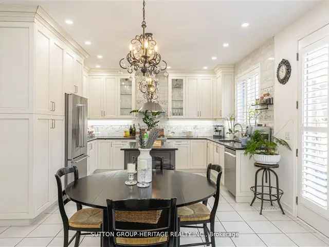 Luxury 4 Bed 4 Bath Detached Home in Vaughan