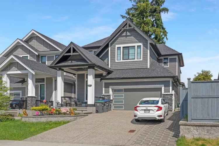 4 Bedroom Luxury Home in Fraser Heights Surrey