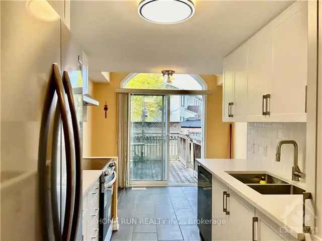 Beautiful Minto Townhome 3 Beds 25 Baths Emerald Meadows