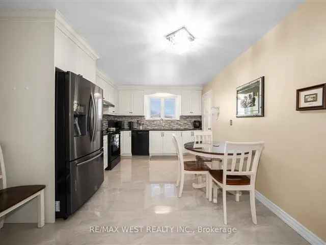 West Woodbridge Raised Bungalow Downsizers Dream 3 Beds 2 Baths