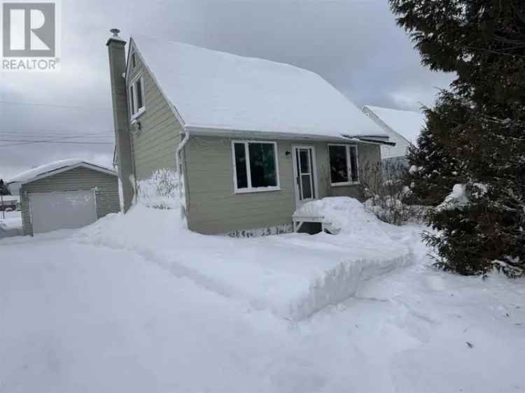 Manitouwadge Home - Family Friendly - Great Value