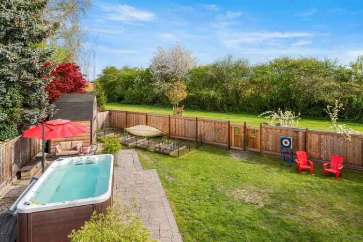 Holly House for Sale in Ladner