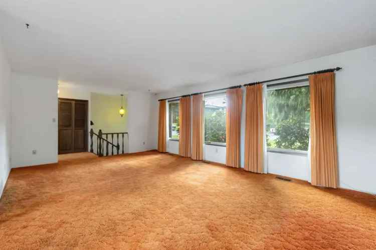 3 Bed 2500 sq ft Home on 13015 sq ft Lot Great Development Potential