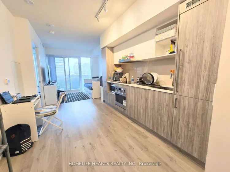 Condo For Rent in Toronto, Ontario