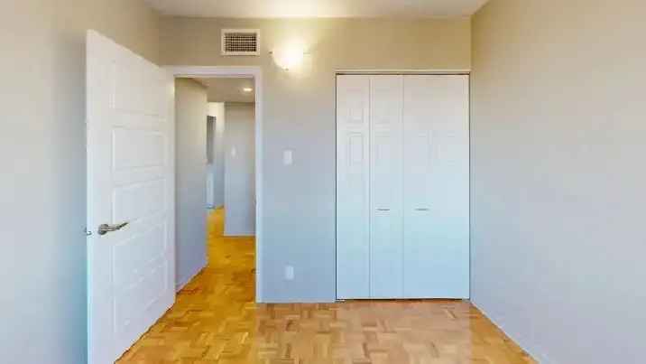 Rent a Fully Renovated 2 Bedroom Apartment in Ottawa with Modern Features