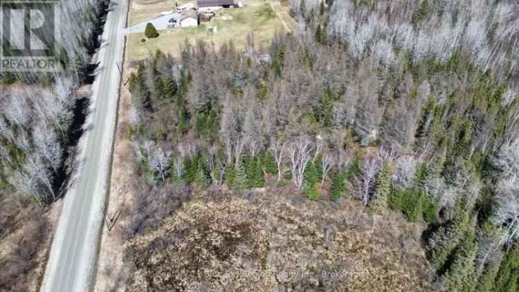5.06-Acre Country Property in Crystal Falls ON Dream Retreat