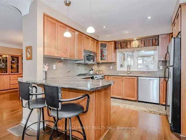 Spacious Bungalow for Empty Nesters Saltwater Pool Finished Basement