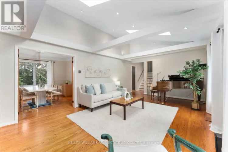 Lorne Park Luxury Home: Private Oasis with Swim Spa and Updated Features