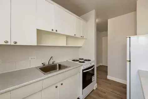 1 room apartment of 55 m² in Edmonton