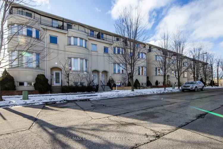 Stunning Executive Townhome Modern European Design High Ceilings CN Tower Views