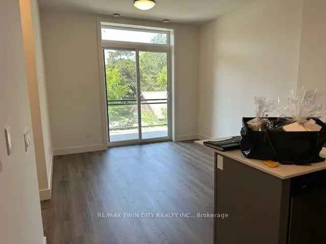 Uptown Waterloo Condo - Spur Line Commons Unit 106