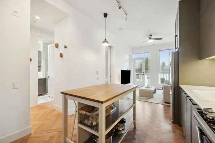 Guildford Condo 1 Bed 1 Bath Near Town Centre