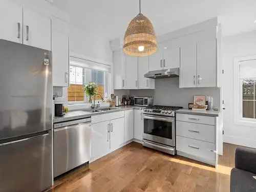 Vancouver Laneway Home For Sale - 2 Bed 3 Bath Detached