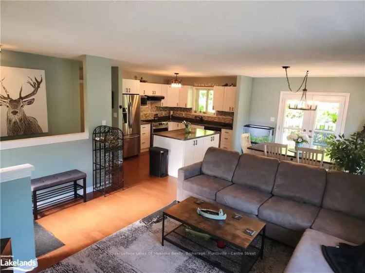 House For Sale in Huntsville, Ontario