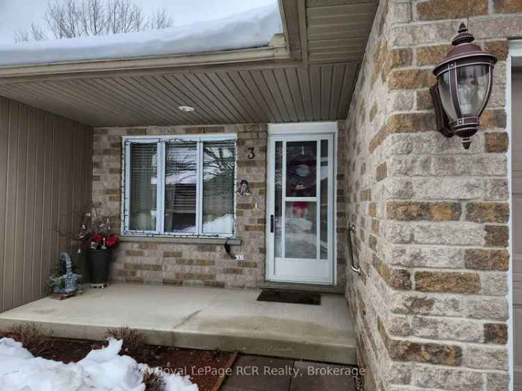 Condo For Sale in Hamilton, Ontario