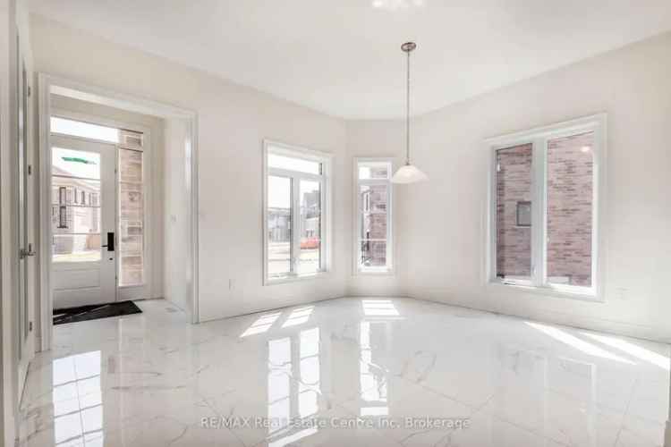 Stunning Family Home in Kortright Hills