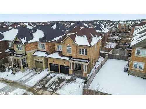 4+1 Bedroom House for Sale in Glenorchy Oakville