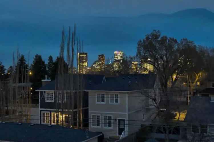 Luxury 4-Bedroom Home in Mount Pleasant