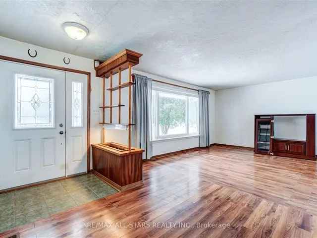 House For Sale in Kawartha Lakes, Ontario