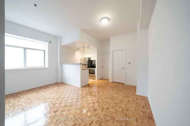 Condo For Rent in Toronto, Ontario