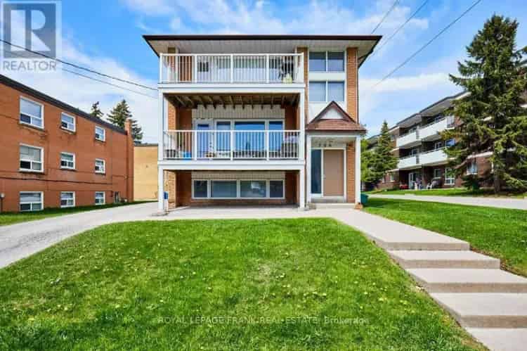 Whitby Legal Triplex Investment Property - High Rental Income