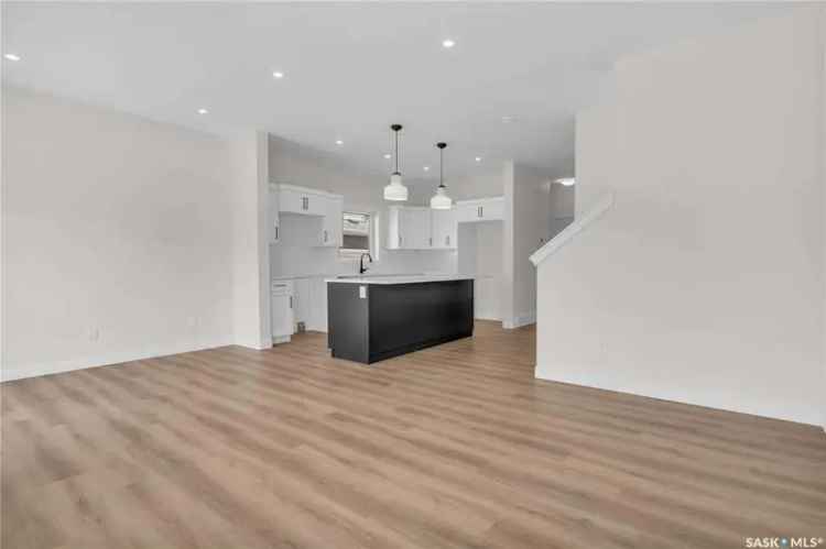 1480 sq ft 3 Bed 2.5 Bath Two Storey Home Brighton Ranch Legal Suite