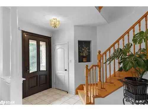 House For Sale In Barrie, Ontario