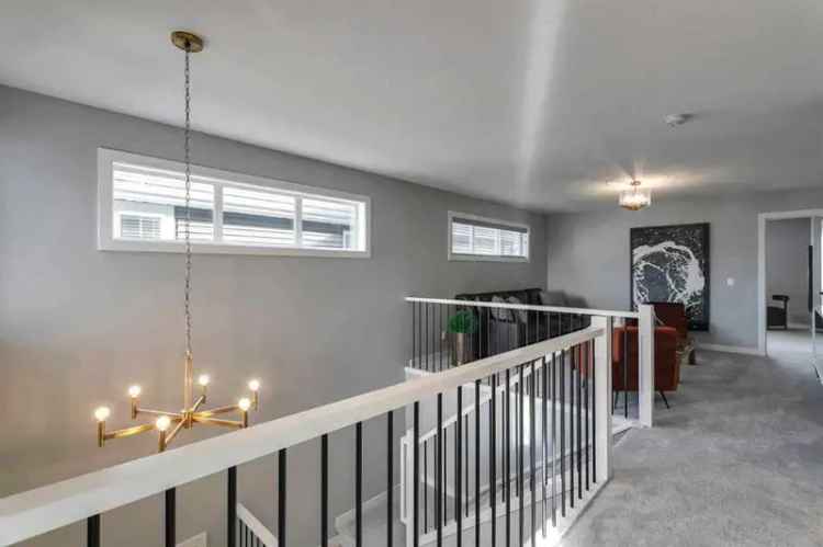 House For Rent in Town of Cochrane, Alberta