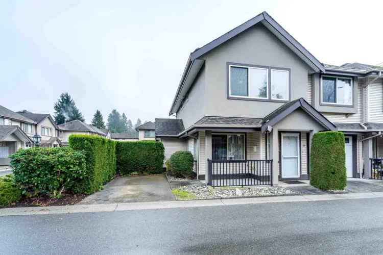 Buy Townhouse in Southwest Maple Ridge with Spacious Bedrooms and Patio